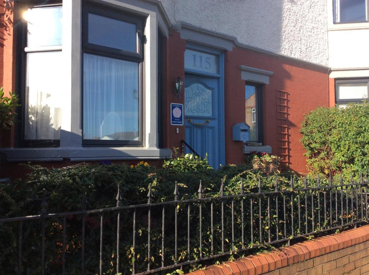 Dunsandles Guesthouse Wallasey Exterior photo