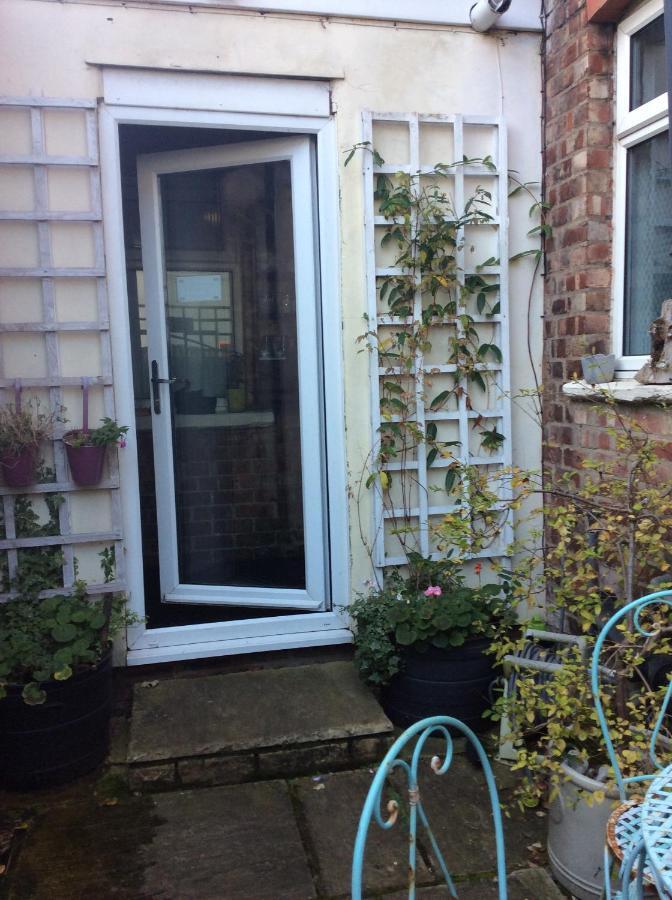 Dunsandles Guesthouse Wallasey Exterior photo